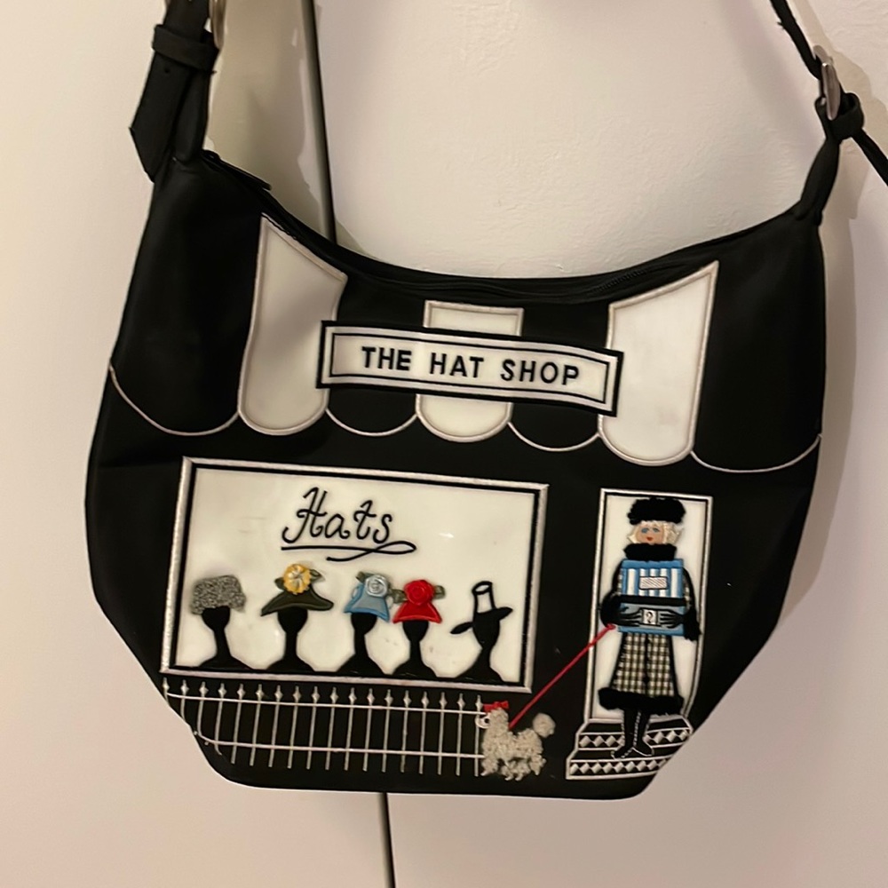 Black purse , The Hat Shop
